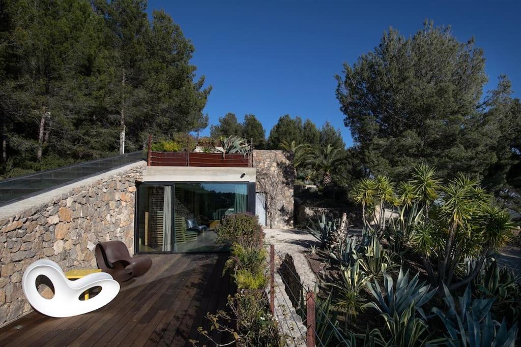 Villa On The Rocks バンドール エクステリア 写真